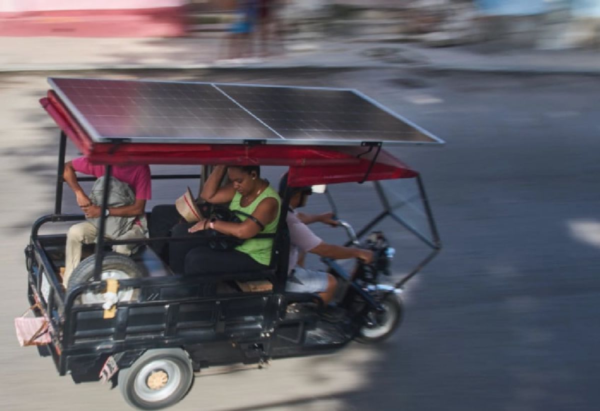 HAVANA — Becak Listrik Bertenaga Surya Selamatkan Warga Kuba dari Krisis Energi Berkepanjangan