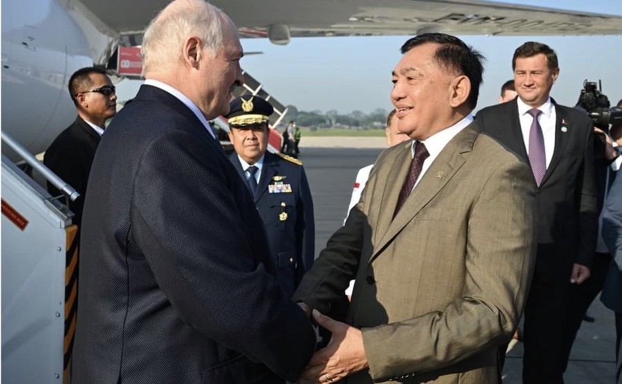 Presiden Belarus Mendarat di Jakarta, Bertemu Prabowo di Istana Besok