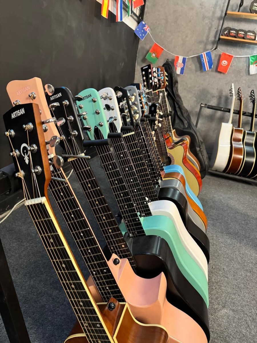 Minat Anak Muda Belajar Gitar Meningkat, Permintaan Gitar Pemula Naik