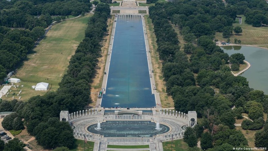 Trump Ultimatum: 10 Tahun Penjara bagi Perusak Kolam Memorial Lincoln