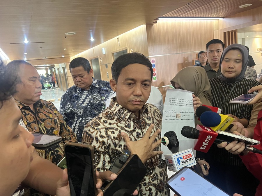 Buntut Panjang OTT Bupati Kuansing: Menhut Raja Juli Antoni Beri Klarifikasi Usai Pertemuan dengan Tersangka