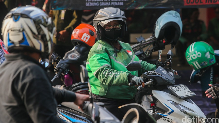 Potongan Aplikator 8% untuk Ojol Masih Menanti Perpres, Menhub Sebut Finalisasi di Tangan Mensesneg