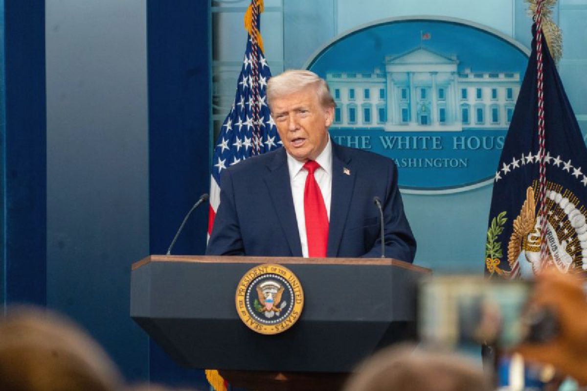 Trump Umumkan Kenaikan Tarif 25 Persen untuk Otomotif, Kayu, dan Farmasi Korsel