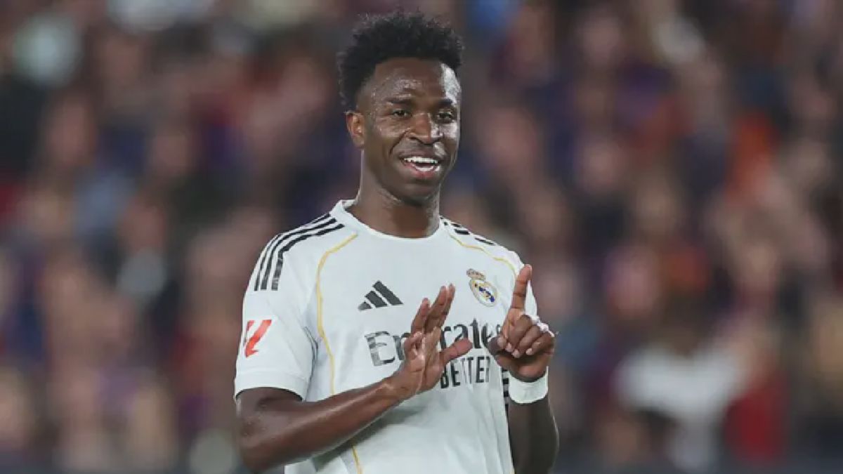 Vinicius Junior Tunjukkan Angka 15 Usai Cetak Gol Kemenangan