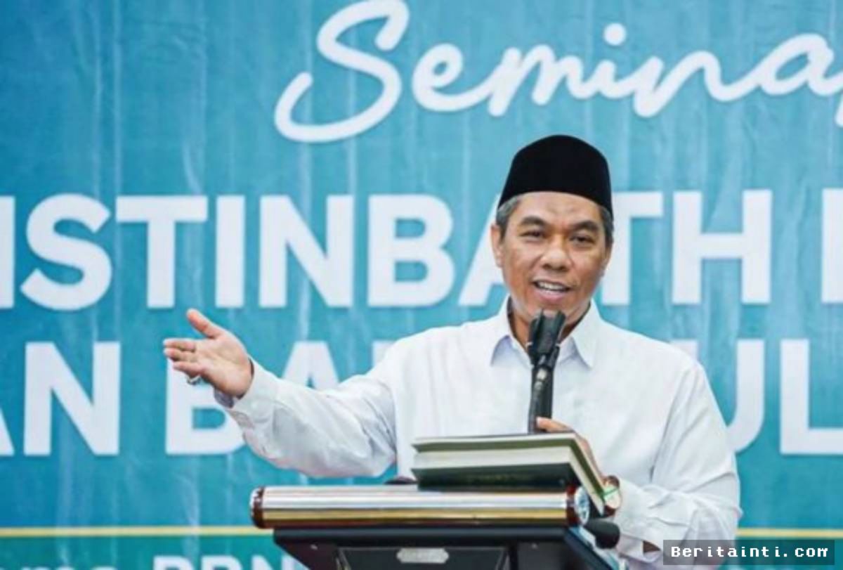Jakarta — KH Zulfa Mustofa Luncurkan Kitab Guna Hidupkan Tradisi Tulis Ulama