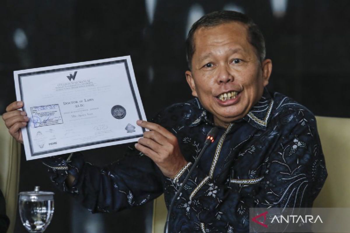 Arsul Sani Dilantik Sebagai Hakim Konstitusi dari Unsur Politik