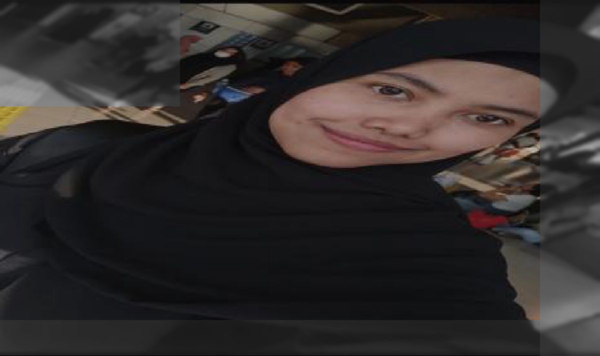 Bupati Sukoharjo Etik Suryani Ditangkap KPK Kenakan Rompi Oranye