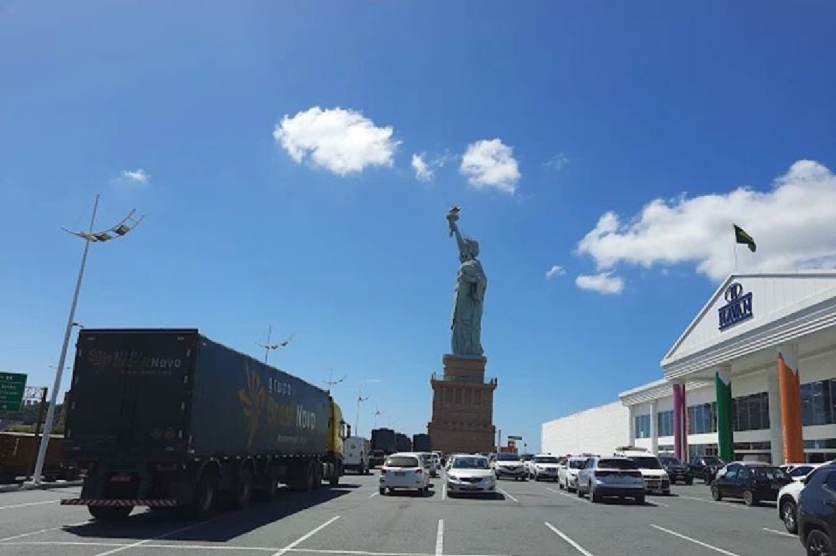 Video Replika Patung Liberty Roboh di Brasil Viral, Ini Fakta dan Sejarahnya