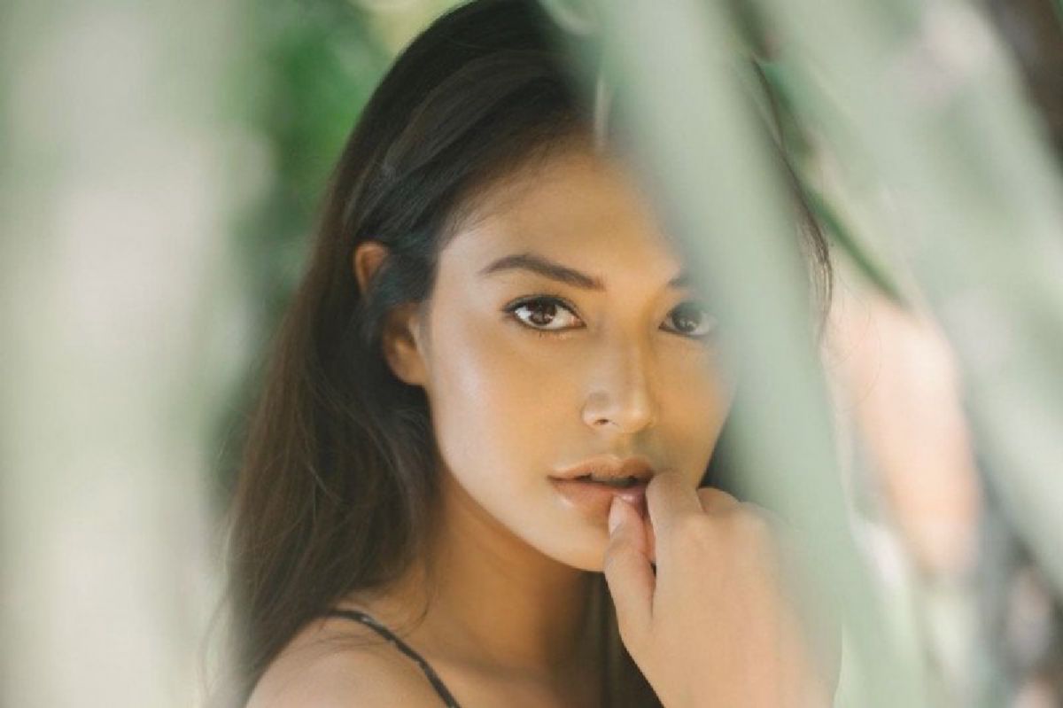 Aurelie Moeremans Rilis Memoar Broken Strings, Ungkap Luka Masa Lalu