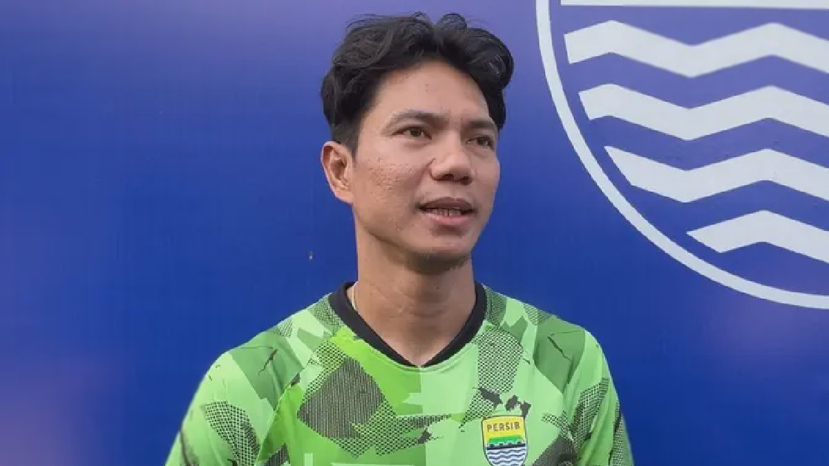 Konsistensi Achmad Jupriyanto, Pilar Senyap Lini Belakang Persib