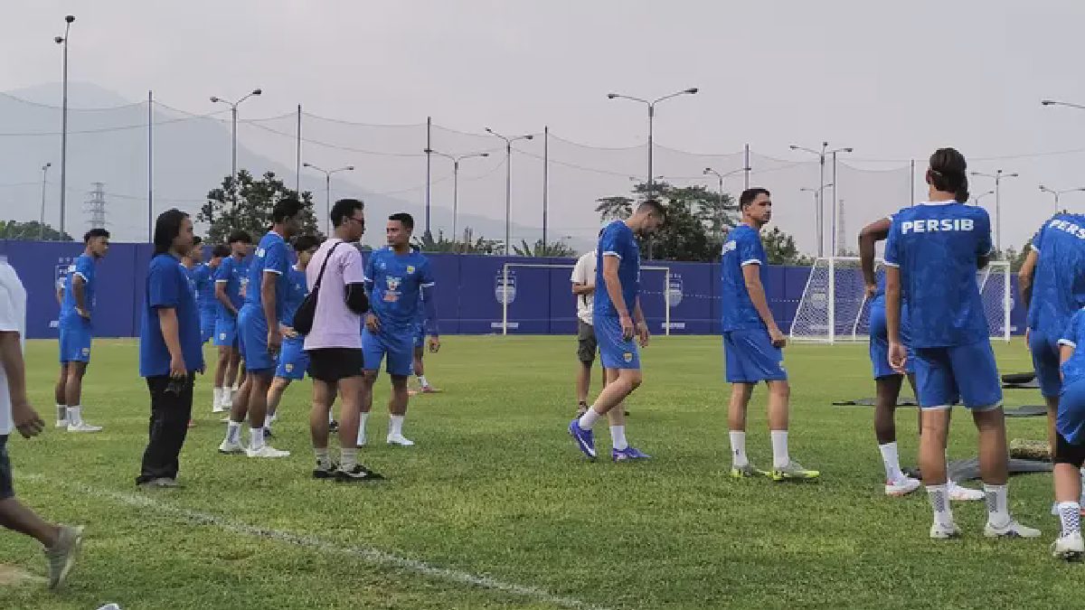 Sandy Walsh dan Oratmangoen Lewati Latihan Perdana Persib