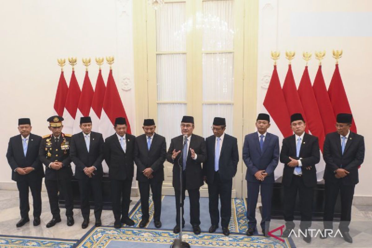 JAKARTA — Presiden Prabowo Subianto resmi melantik sepuluh tokoh sebagai anggota Komisi