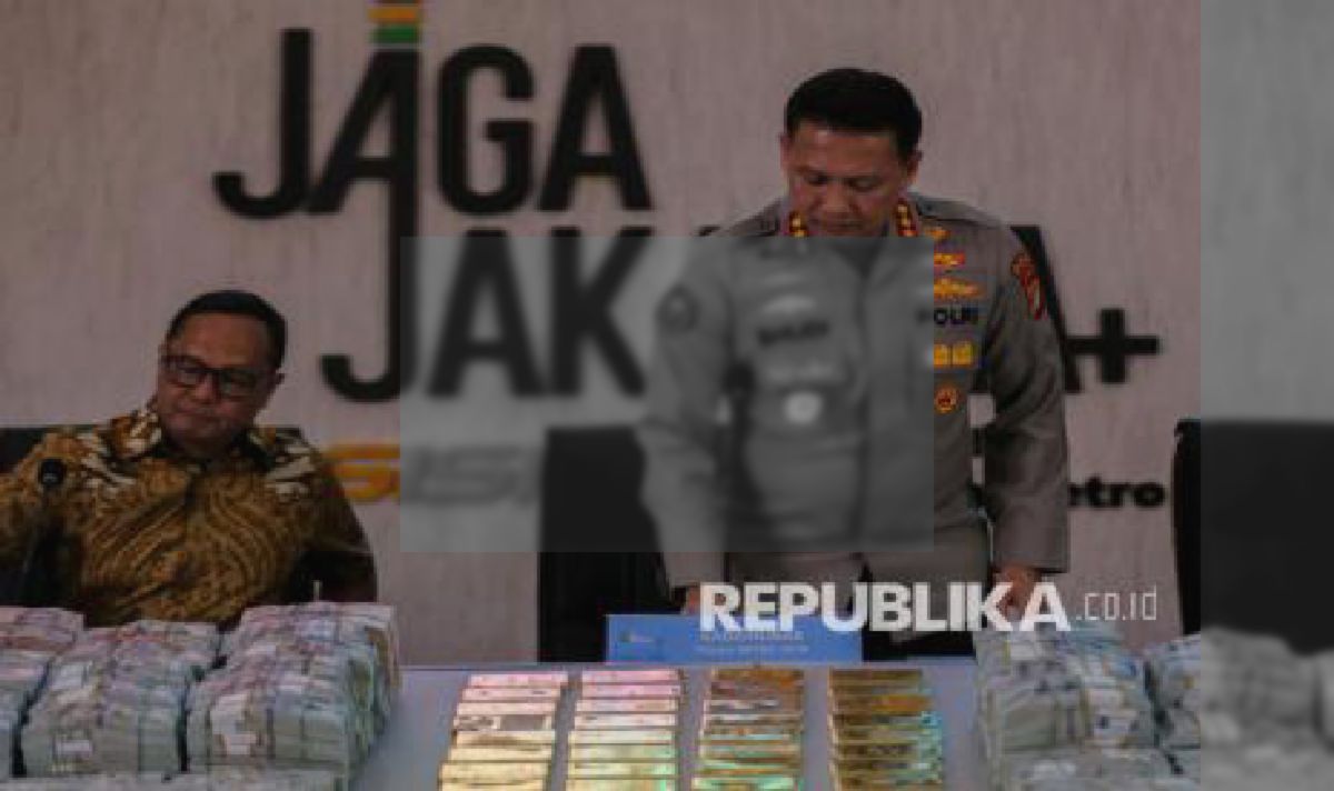 Polda Metro Gelar Konpers Kasus Jampidsus, Molor 5 Jam Tanpa Tersangka